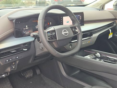 New 2026 Nissan Murano Platinum image 11