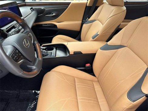 Certified 2025 Lexus ES 300h Ultra Luxury image 20