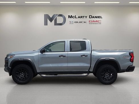 Certified 2024 Chevrolet Colorado Trail Boss w/ Advanced Trailering Package AWD/4WD image 2
