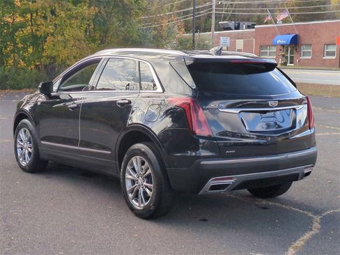 Used 2021 Cadillac XT5 Premium Luxury image 6
