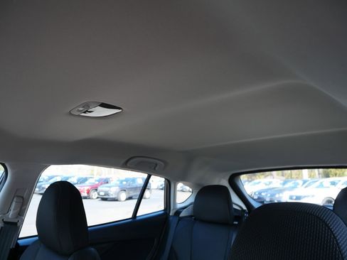 Used 2018 Subaru Impreza 2.0i Premium w/ Eyesight & BSD & Rcta image 11