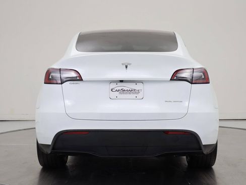 Used 2024 Tesla Model Y Long Range image 4