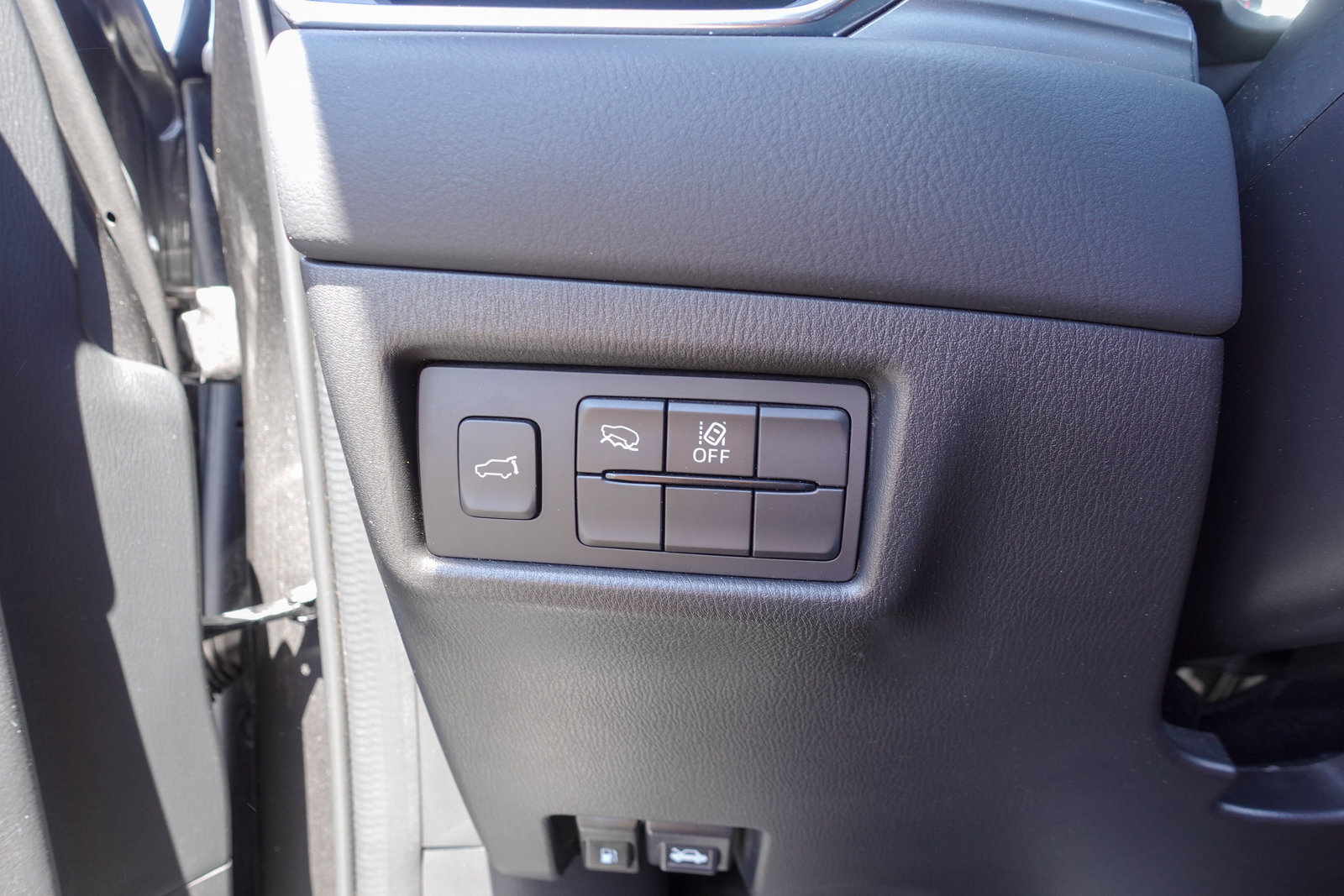 Certified 2025 MAZDA CX-5 AWD 2.5 S w/ Preferred Package image 18