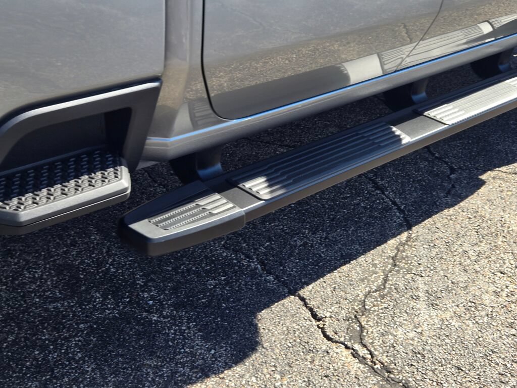 New 2026 Chevrolet Silverado 2500 Custom w/ Custom Convenience Package AWD/4WD image 9
