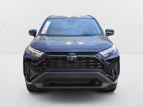 New 2025 Toyota RAV4 XLE image 6