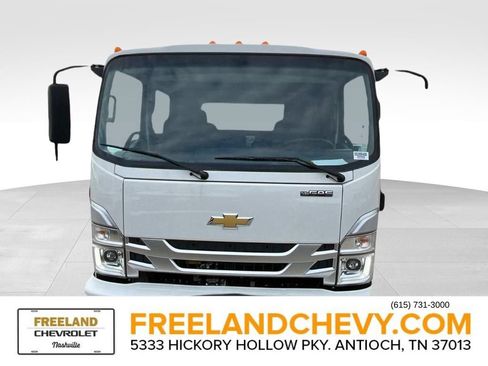New 2025 Chevrolet Low Cab Forward image 2
