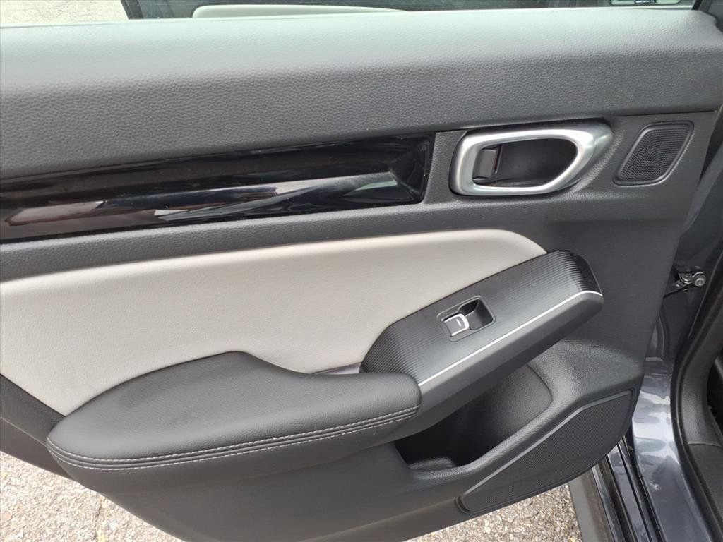 Used 2025 Honda Civic FWD Hybrid Sedan image 19