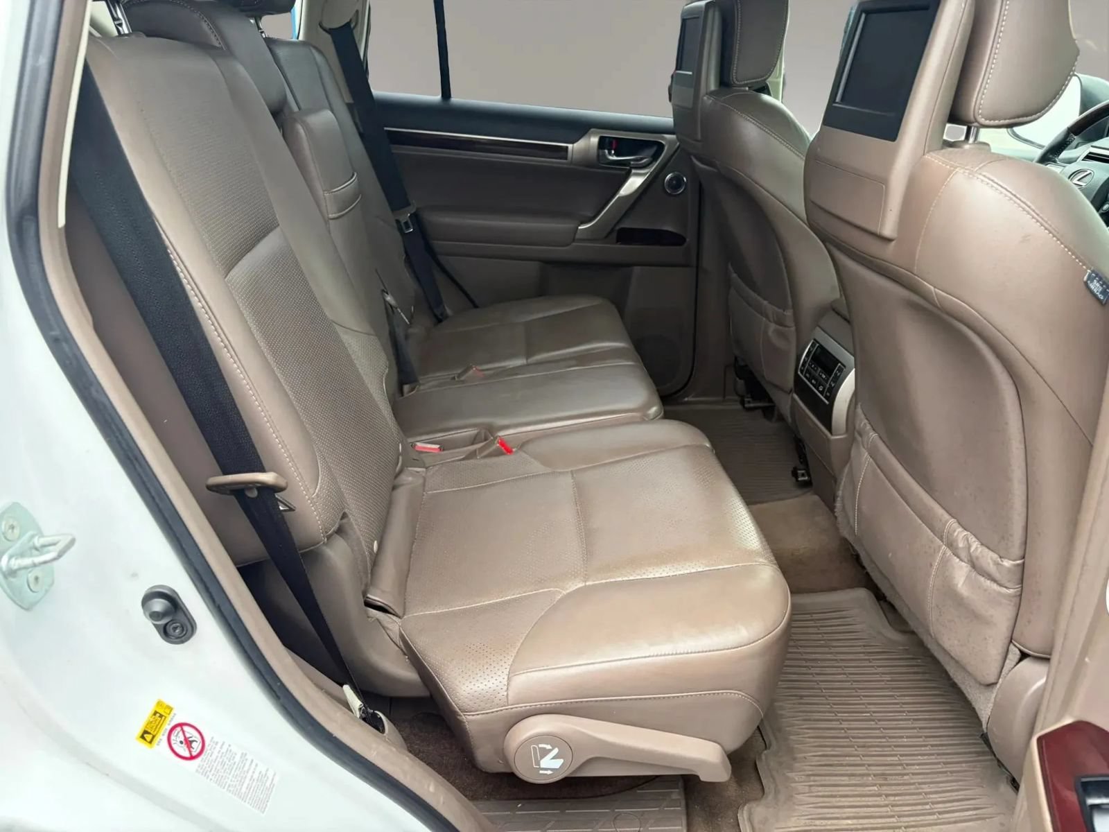 Used 2015 Lexus GX 460 Luxury AWD/4WD image 32