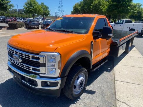 Used 2024 Ford F550 2WD Regular Cab Super Duty image 1
