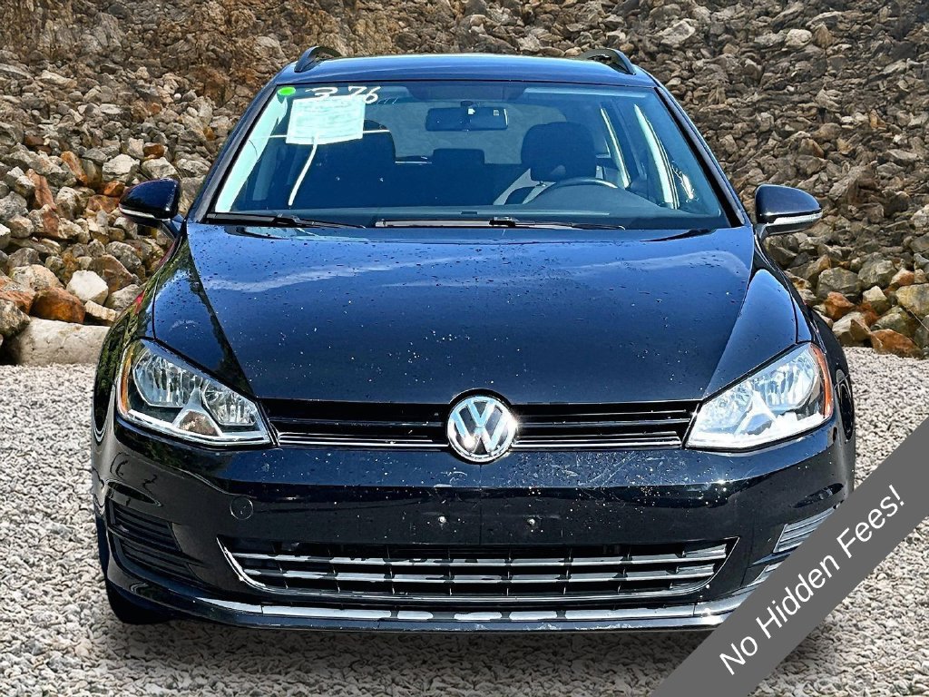 Used 2016 Volkswagen Golf S FWD image 3
