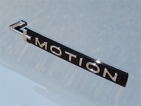 New 2026 Volkswagen Atlas Cross Sport SEL image 8