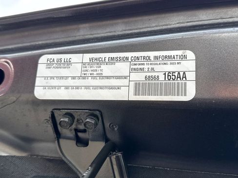 Certified 2023 Jeep Wrangler Unlimited AWD/4WD image 12