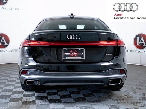 Certified 2025 Audi A5 2.0T Prestige w/ 19" Wheel Package AWD/4WD image 7