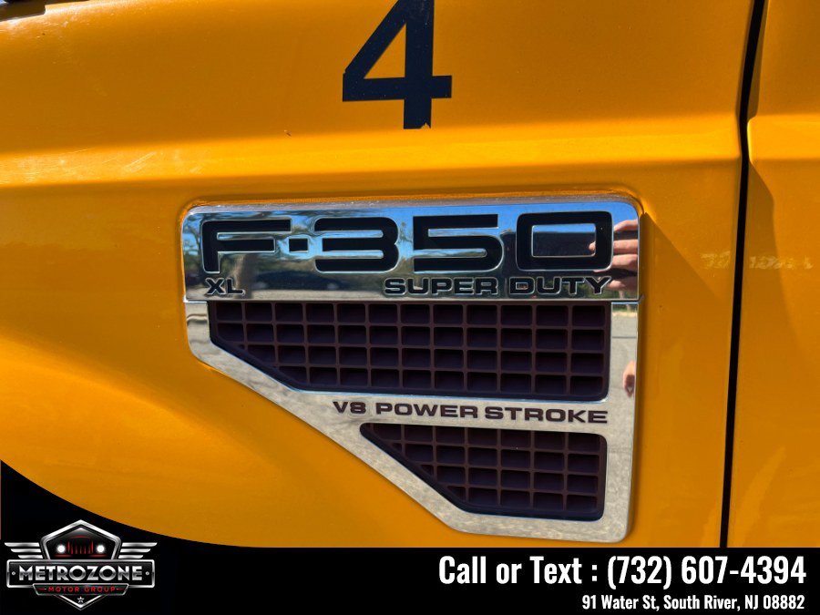 Used 2009 Ford F350 4x4 Regular Cab Super Duty image 13