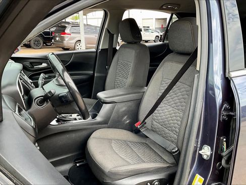 Used 2018 Chevrolet Equinox LT FWD image 8