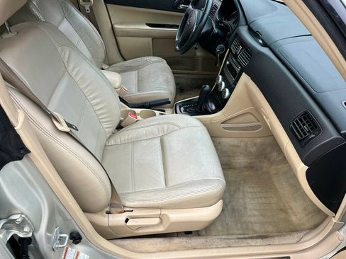Used 2006 Subaru Forester 2.5XT Limited AWD/4WD image 15