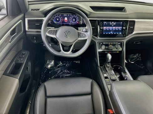Used 2023 Volkswagen Atlas Cross Sport SE image 22