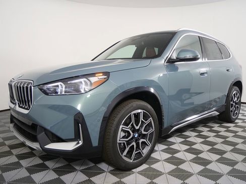 Used 2026 BMW X1 xDrive28i w/ Technology Package image 8