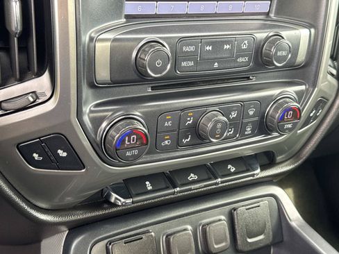 Used 2018 Chevrolet Silverado 1500 LT w/ All Star Edition AWD/4WD image 15