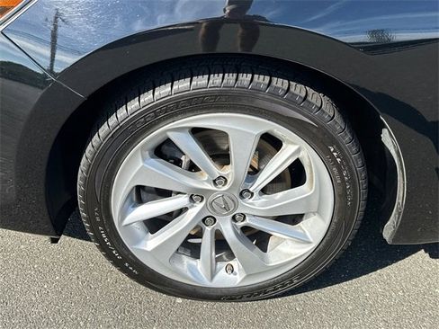 Certified 2018 Acura ILX image 8