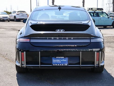 Used 2024 Hyundai Ioniq 6 SE RWD image 8