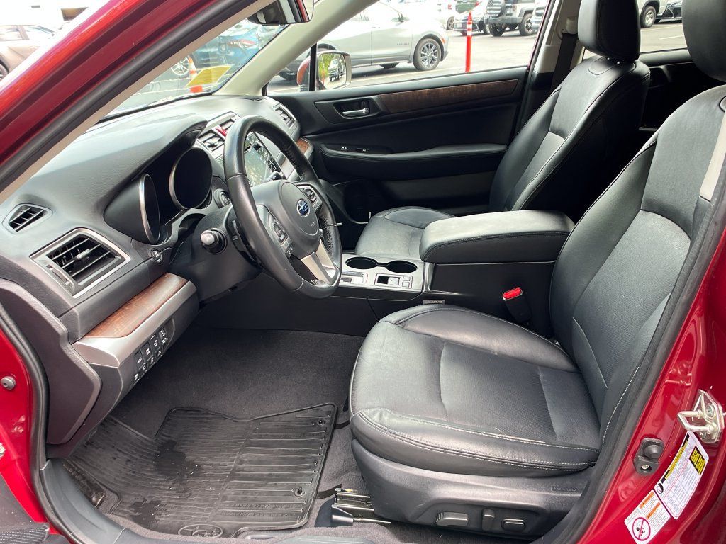 Used 2017 Subaru Outback 2.5i Limited AWD/4WD image 9