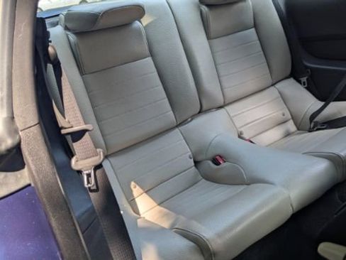 Used 2012 Ford Mustang Premium image 19