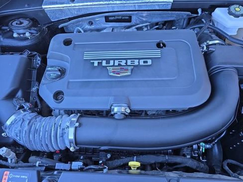 Used 2022 Cadillac XT4 Premium Luxury w/ Safety Alert Package image 23