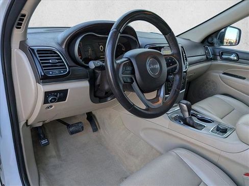 Used 2020 Jeep Grand Cherokee Overland image 10
