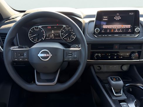 Used 2026 Nissan Rogue S FWD image 42