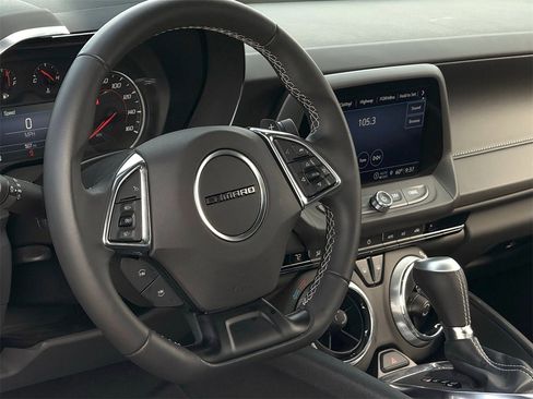 Used 2023 Chevrolet Camaro LT w/ Technology Package image 13