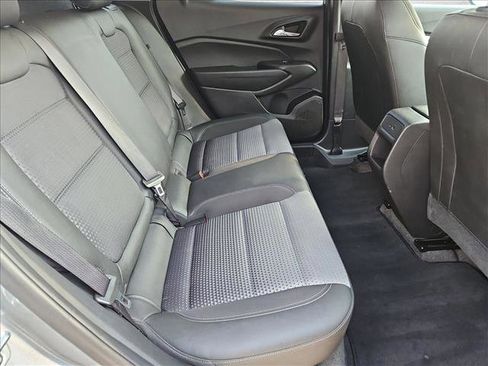 Certified 2025 Chevrolet Trax LT image 19