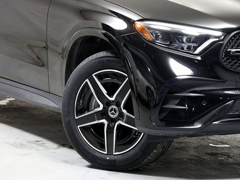Certified 2024 Mercedes-Benz GLC 300 4MATIC image 3
