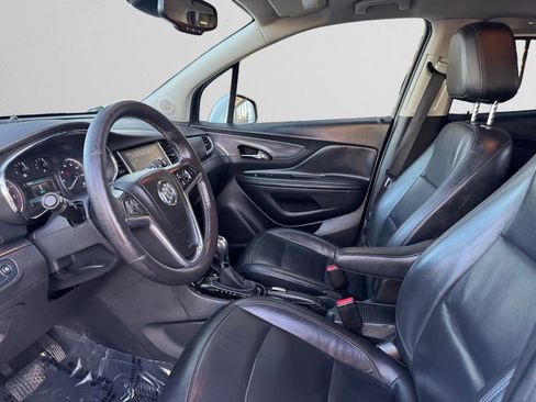 Used 2017 Buick Encore Essence image 10