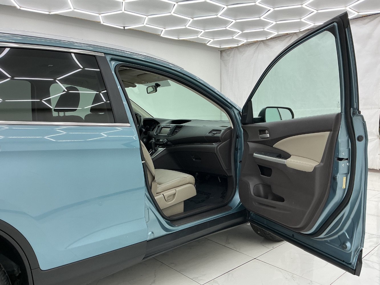 Used 2014 Honda CR-V EX-L image 17