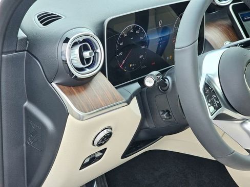 New 2026 Mercedes-Benz GLC 300 4MATIC image 15