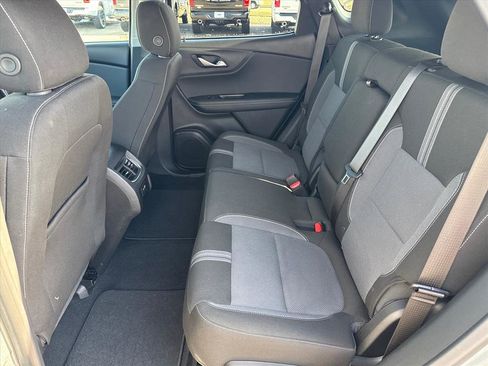 Used 2025 Chevrolet Blazer LT AWD/4WD image 8