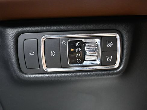 Used 2020 Lincoln Aviator Reserve w/ Class IV Trailer Tow Package AWD/4WD image 10