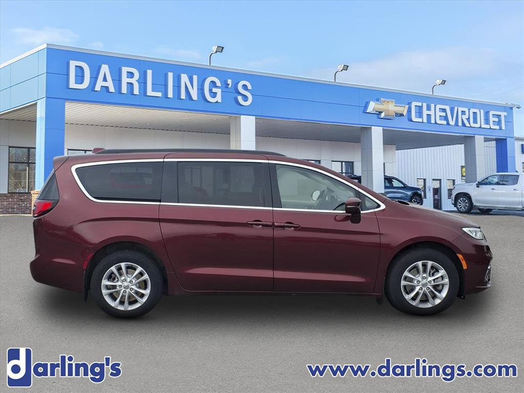 Used 2021 Chrysler Pacifica Touring w/ Cold Weather Group AWD/4WD image 4