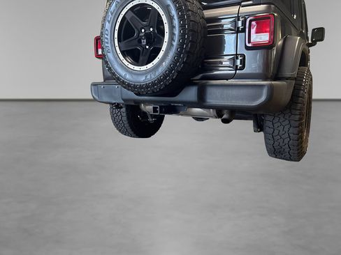 Used 2019 Jeep Wrangler Unlimited Sport S AWD/4WD image 16