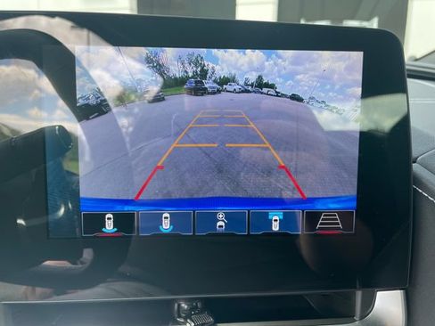 Used 2025 Chevrolet Corvette Stingray Preferred Cpe w/ 2LT RWD image 21