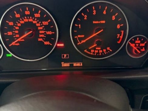 Used 2018 BMW 320i xDrive Sedan image 10