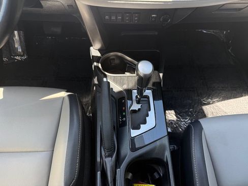 Used 2018 Toyota RAV4 Limited w/ Advanced Technology Package AWD/4WD image 33