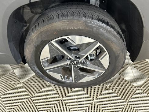Used 2025 Hyundai Tucson SEL AWD/4WD image 10