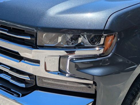 Used 2022 Chevrolet Silverado 1500 LTZ AWD/4WD image 29