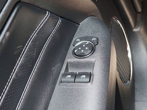 Used 2022 Ford Mustang GT Premium w/ Equipment Group 401A RWD image 17