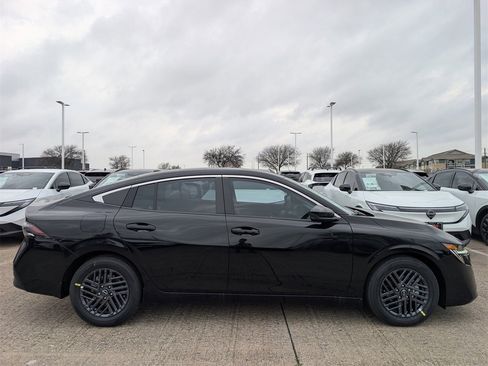 New 2026 Nissan Sentra SV w/ SV Convenience Package image 3