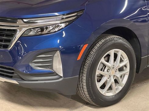 Used 2023 Chevrolet Equinox LT image 10