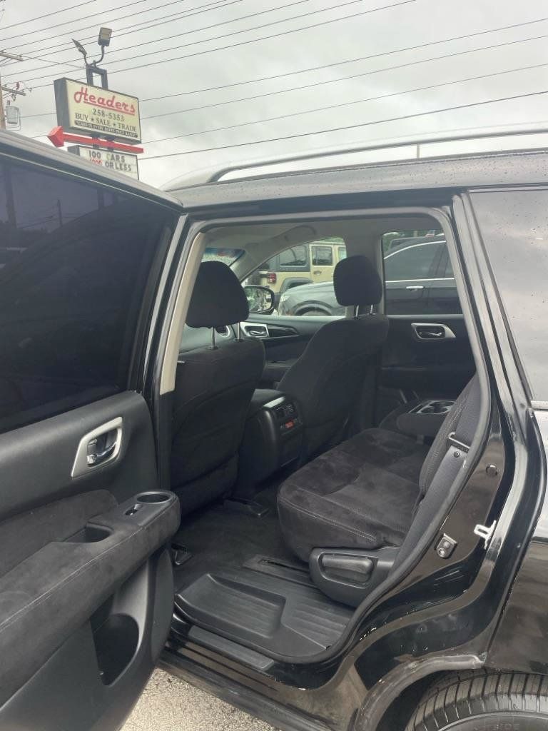 Used 2015 Nissan Pathfinder 4WD image 10