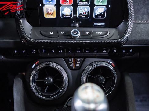 Used 2018 Chevrolet Camaro ZL1 RWD image 42